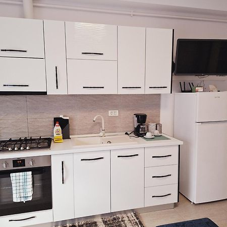 Mirvana Apartments Allure Studio ทิมิชัวรา ภายนอก รูปภาพ