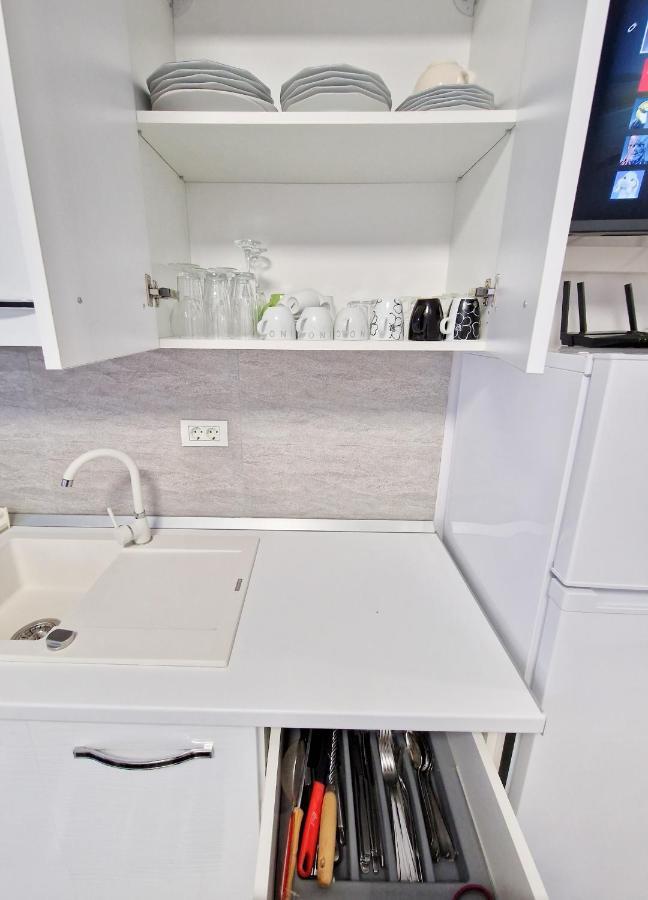 Mirvana Apartments Allure Studio ทิมิชัวรา ภายนอก รูปภาพ